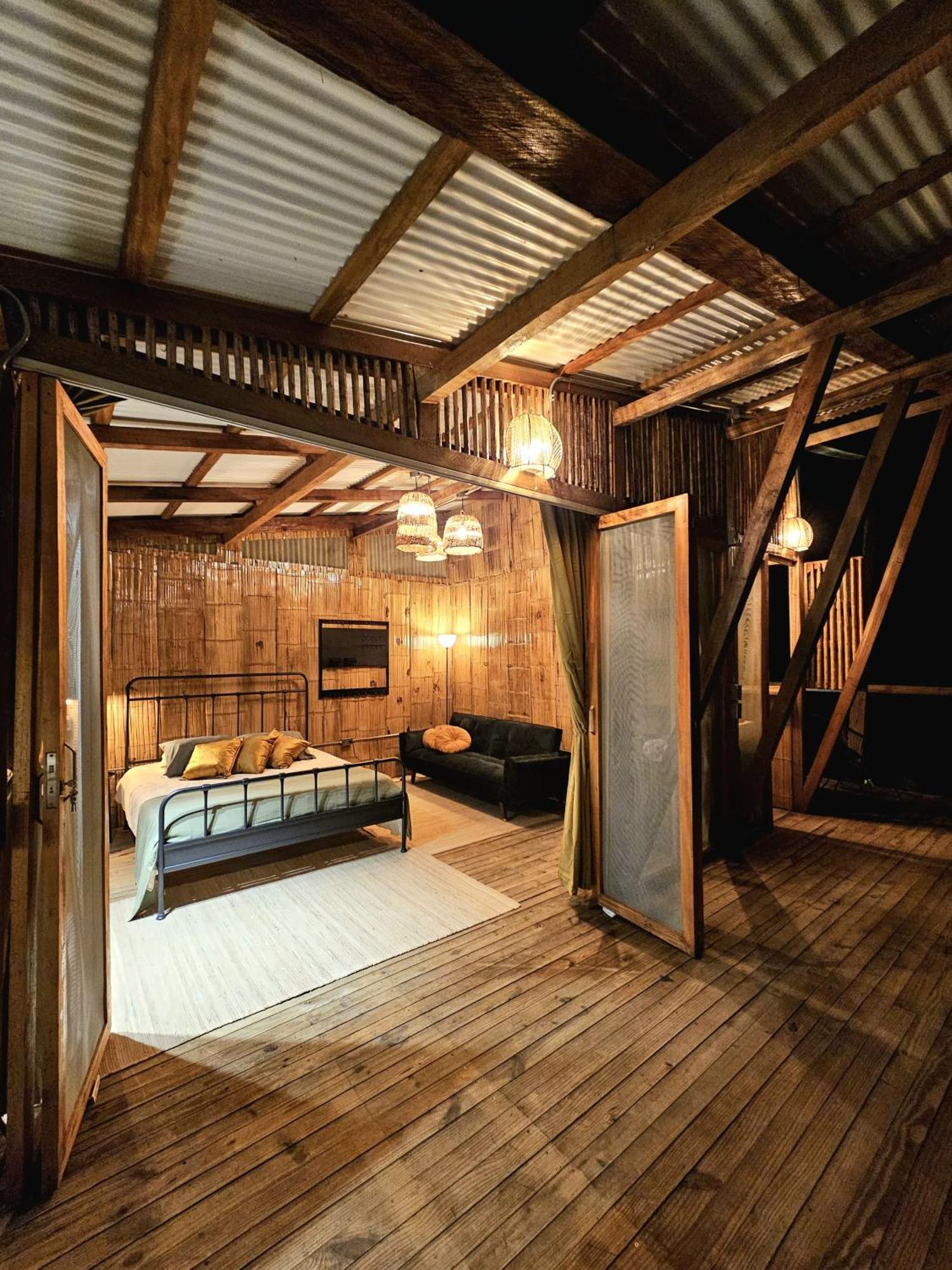 Bajo El Cielo Glamping *
