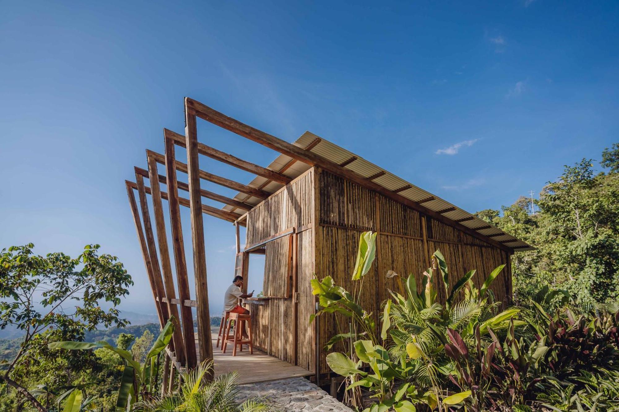 Bajo El Cielo Glamping Campsite Minca